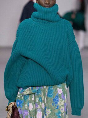 Balenciaga AW17 Runway Turquoise Oversized Ribbed Wool Turtleneck Sweater